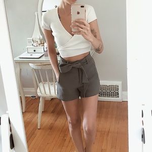 Wilfred- Tie Front Shorts